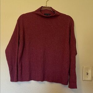 Eileen Fisher Women's Rose sweater 💯 cashmere